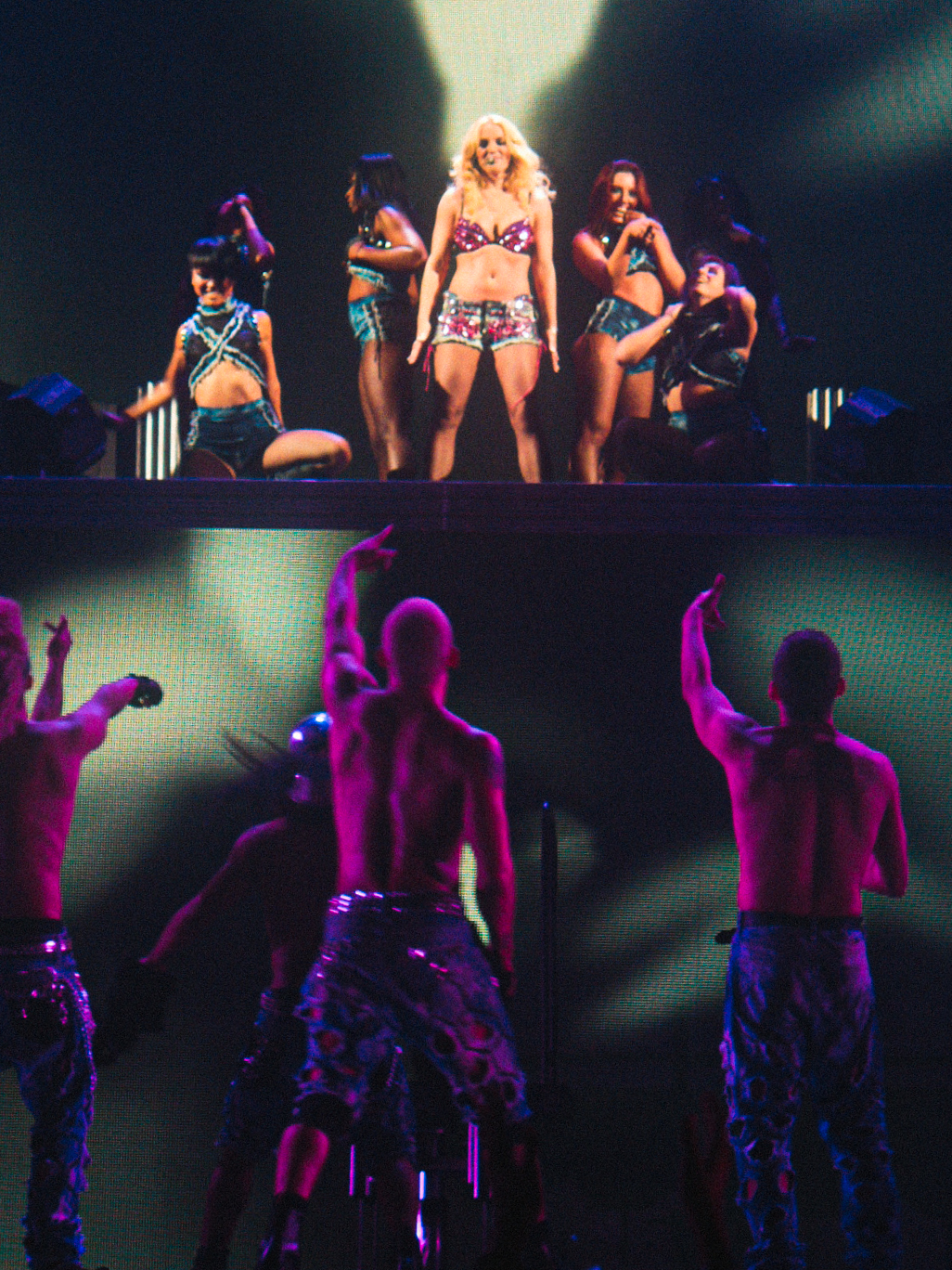 Britney Spears - Femme Fatale Tour, Helsinki 2011